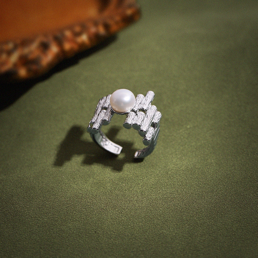Modern Grace – 8mm Freshwater Pearl Ring