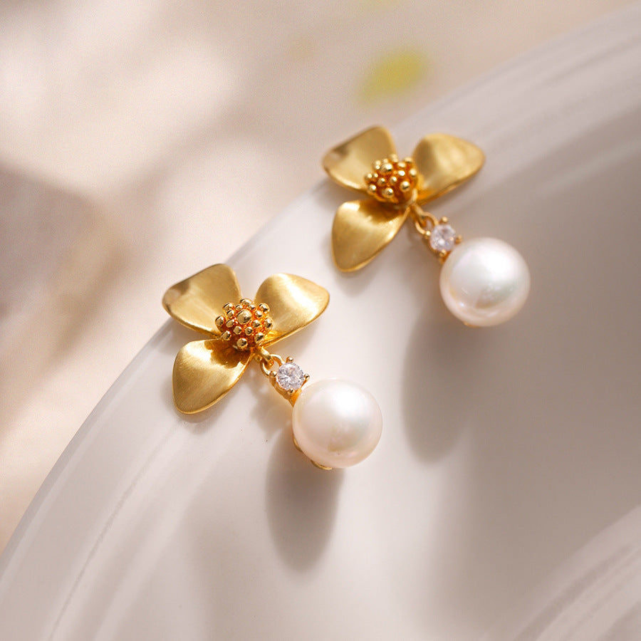 01 - Orchid Grace – Freshwater Pearl Earrings