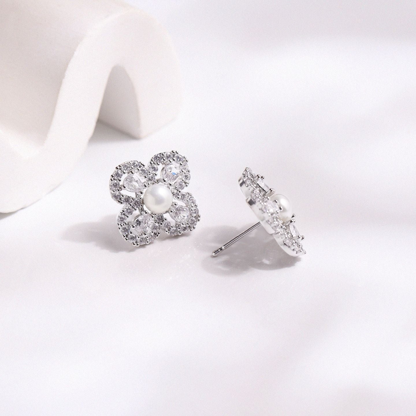 Floral Grace – 5mm Freshwater Pearl Earrings