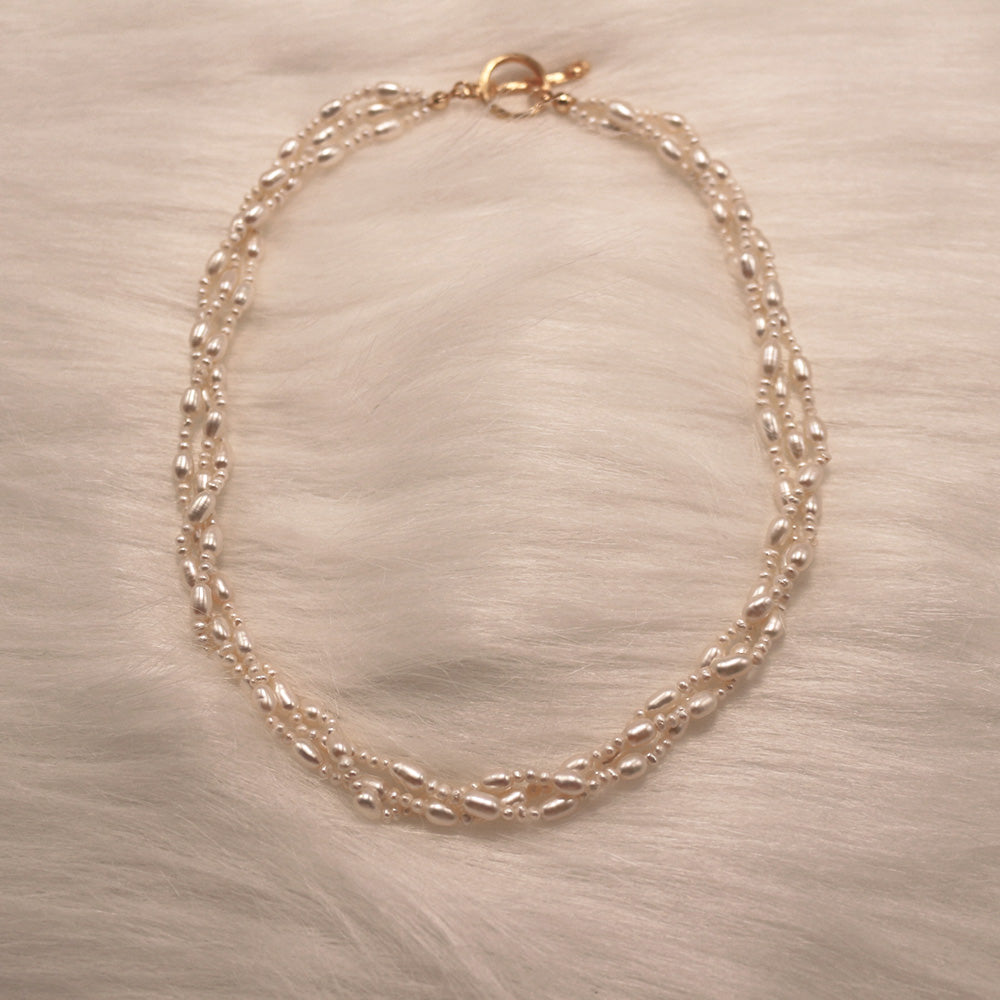 Oval Freshwater Pearls Twisted Chain Necklace