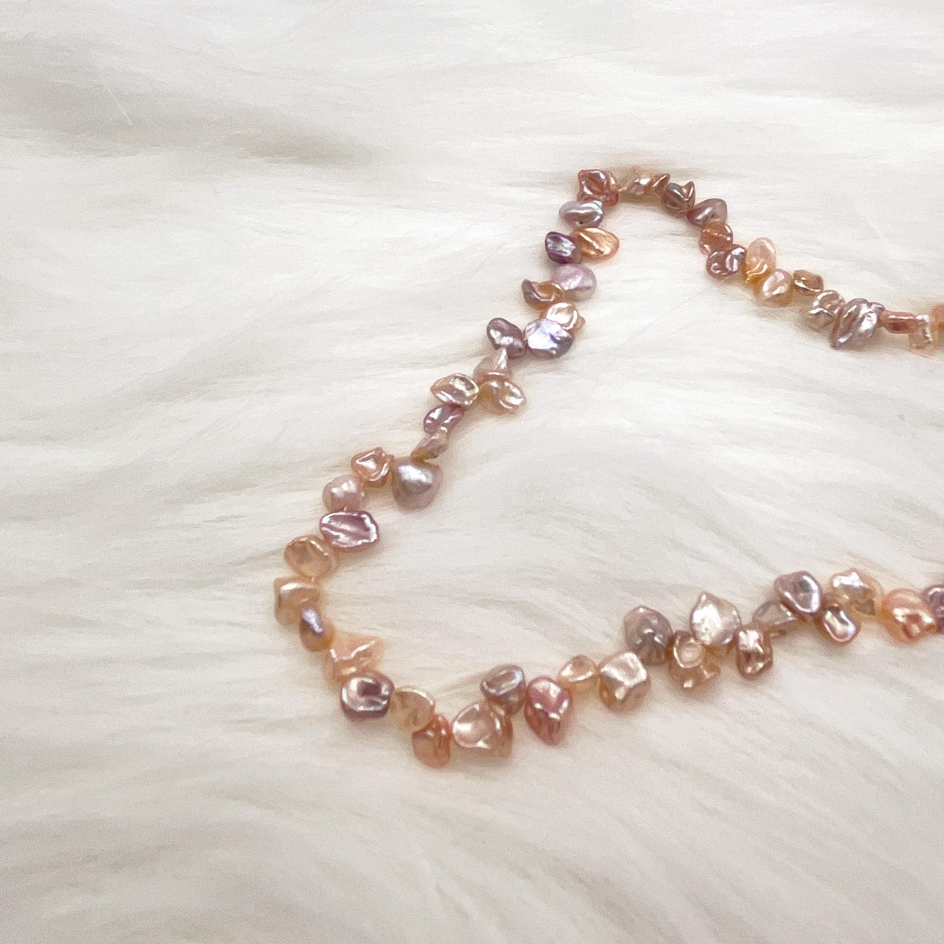 Petal-Shaped Keshi Pearl Cluster Necklace-02