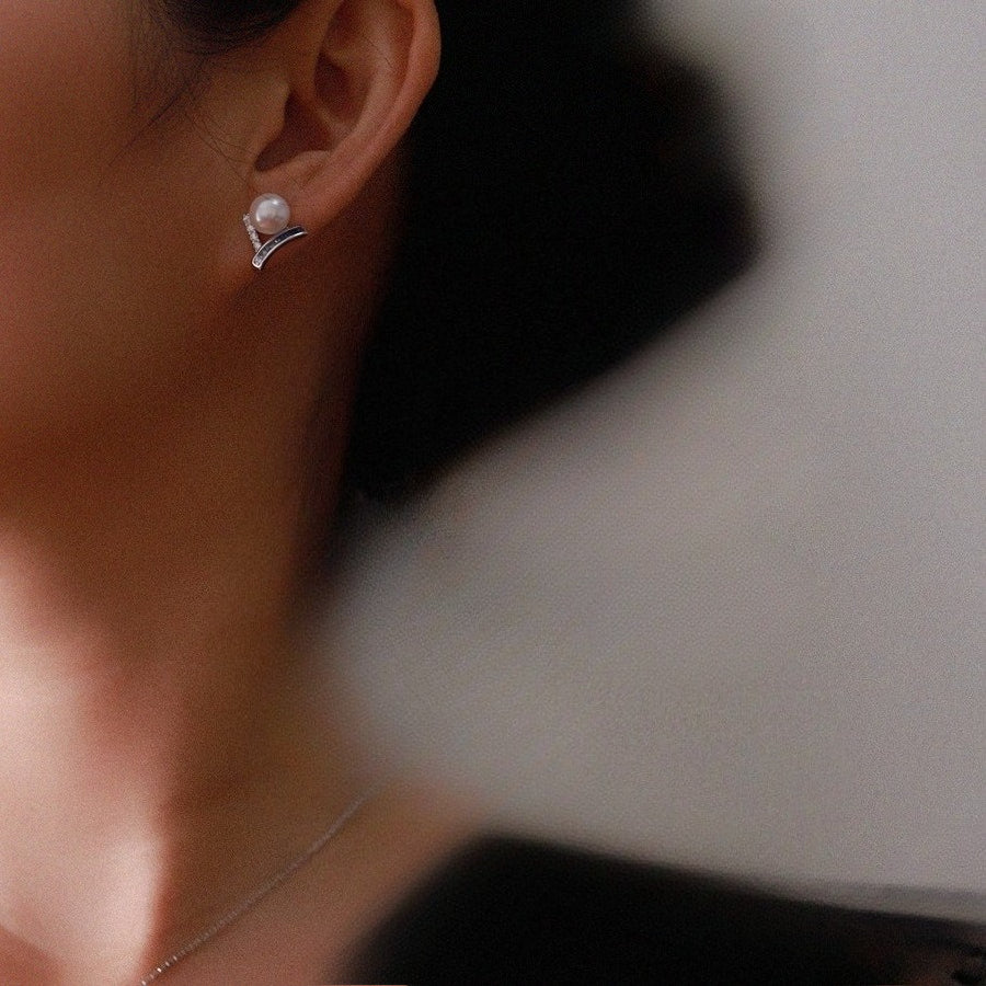 Framed Azure – Freshwater Pearl Stud Earrings