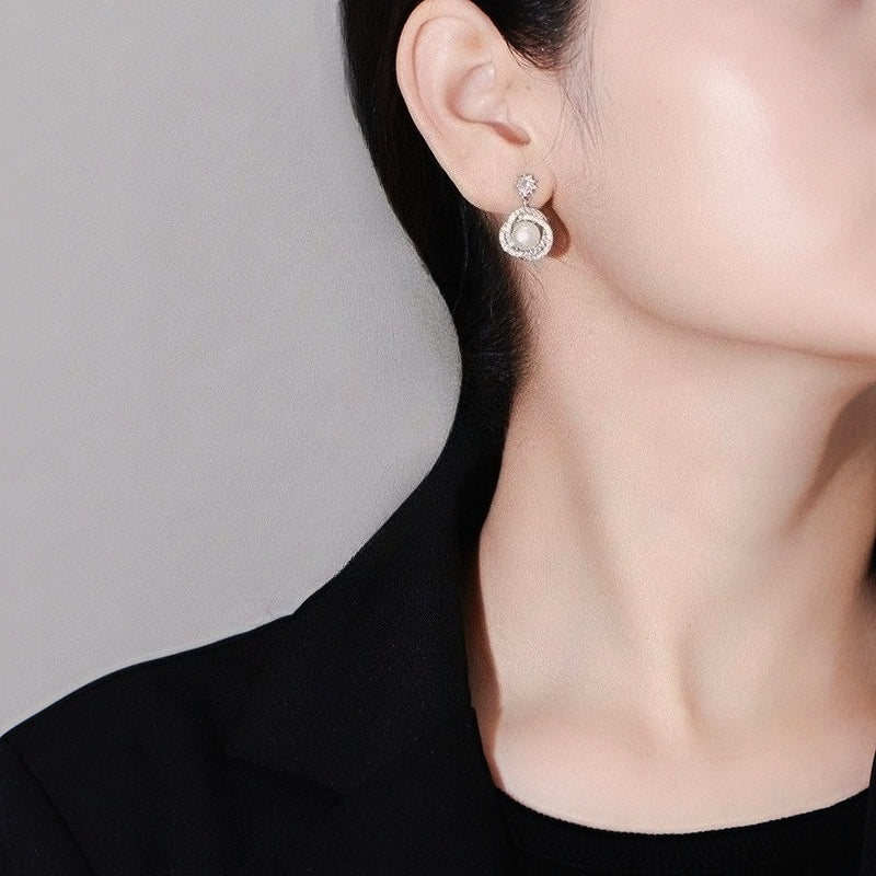 Aura Grace – 7mm Freshwater Pearl Earrings