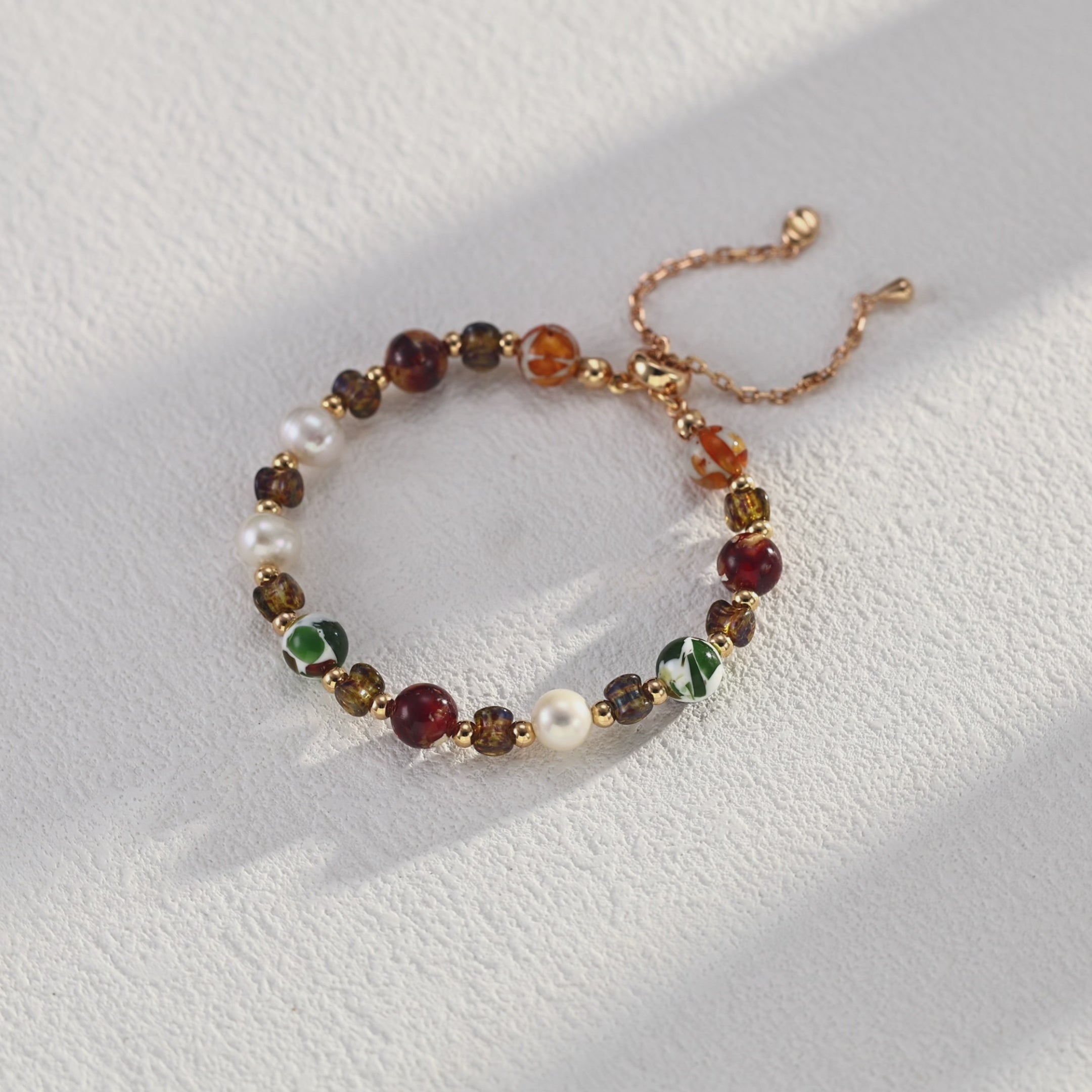 Ocean Prism – Pearl, Shell & Glass Bead Bracelet