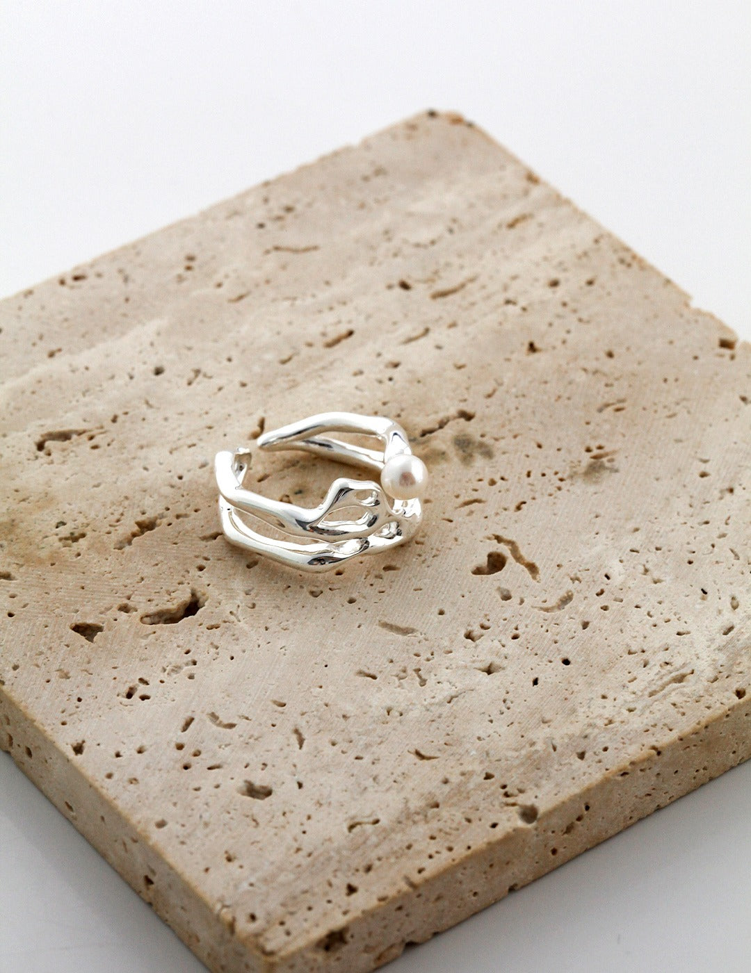 Gembea Jewelry Flowing River Pearl Ring